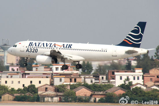 ���_�S�����չ�˾�Ŀտ�A320������΢���W��@D--Lee����