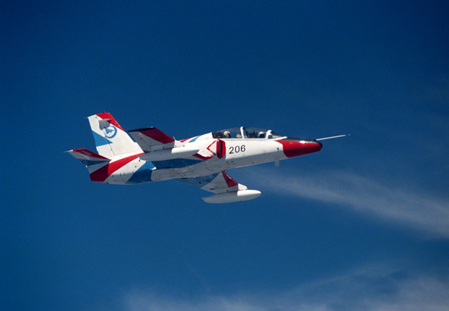 K-8�̾��C(j��)